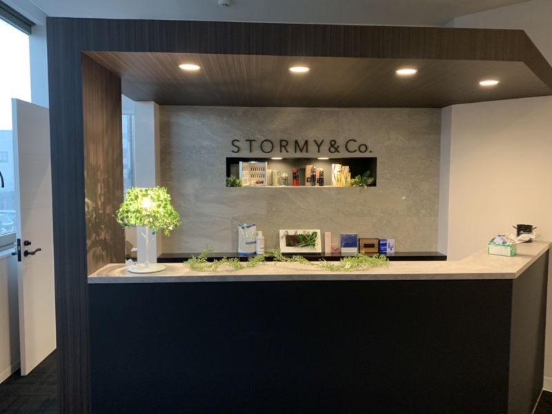 EV・PHEVスポット設備工事｜ヒダニ電機株式会社｜福井県福井市のEV・PHEVスポット設備工事、空調設備工事、照明LED化工事、民間電気設備工事、通信設備工事