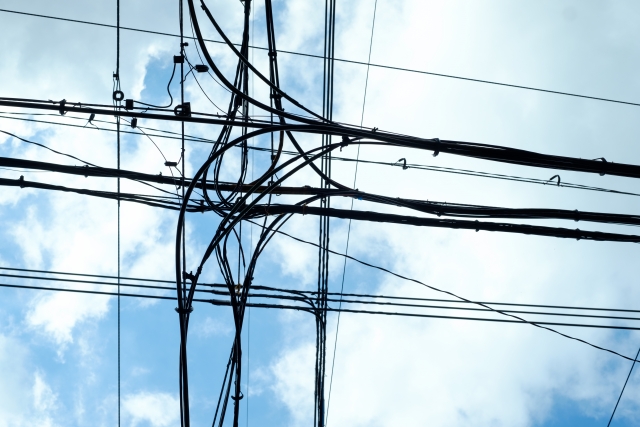 民間電気設備工事｜ヒダニ電機株式会社｜福井県福井市のEV・PHEVスポット設備工事、空調設備工事、照明LED化工事、民間電気設備工事、通信設備工事