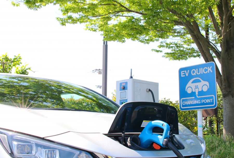 EV・PHEVスポット設備工事｜ヒダニ電機株式会社｜福井県福井市のEV・PHEVスポット設備工事、空調設備工事、照明LED化工事、民間電気設備工事、通信設備工事